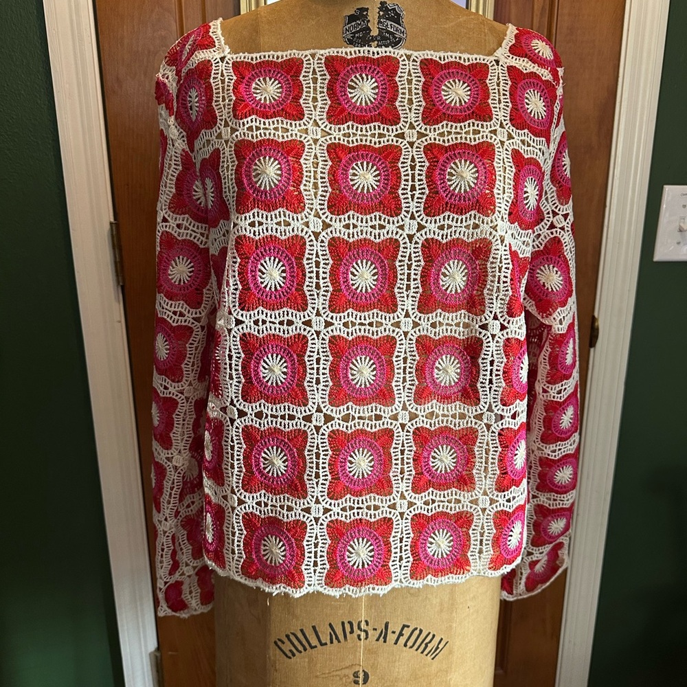Chelsea & Violet Pink and Cream Crochet Blouse
